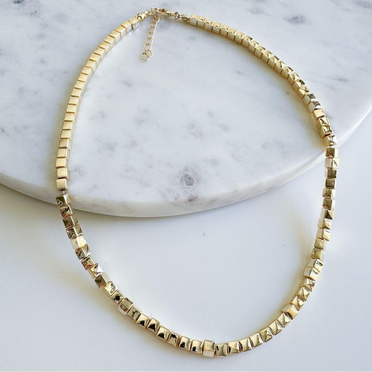 Kare Gold Topçuk Kolye